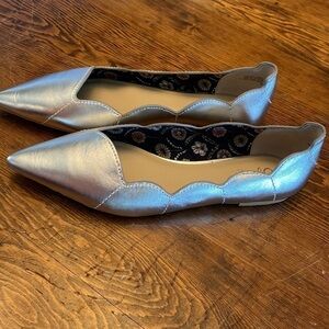 Seychelles Silver Flats with Scalloped Edges